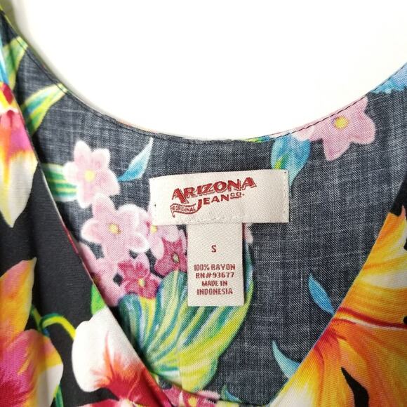 Arizona Jeans Company Tropical Floral Romper Black Size Small New With Tag - Picture 6 of 8